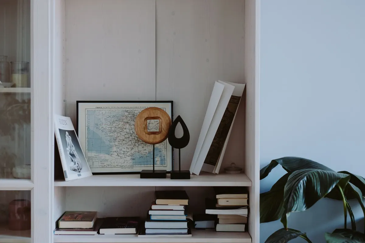 How to Build a Classic Literature Shelf on a Budget: A UK Checklist