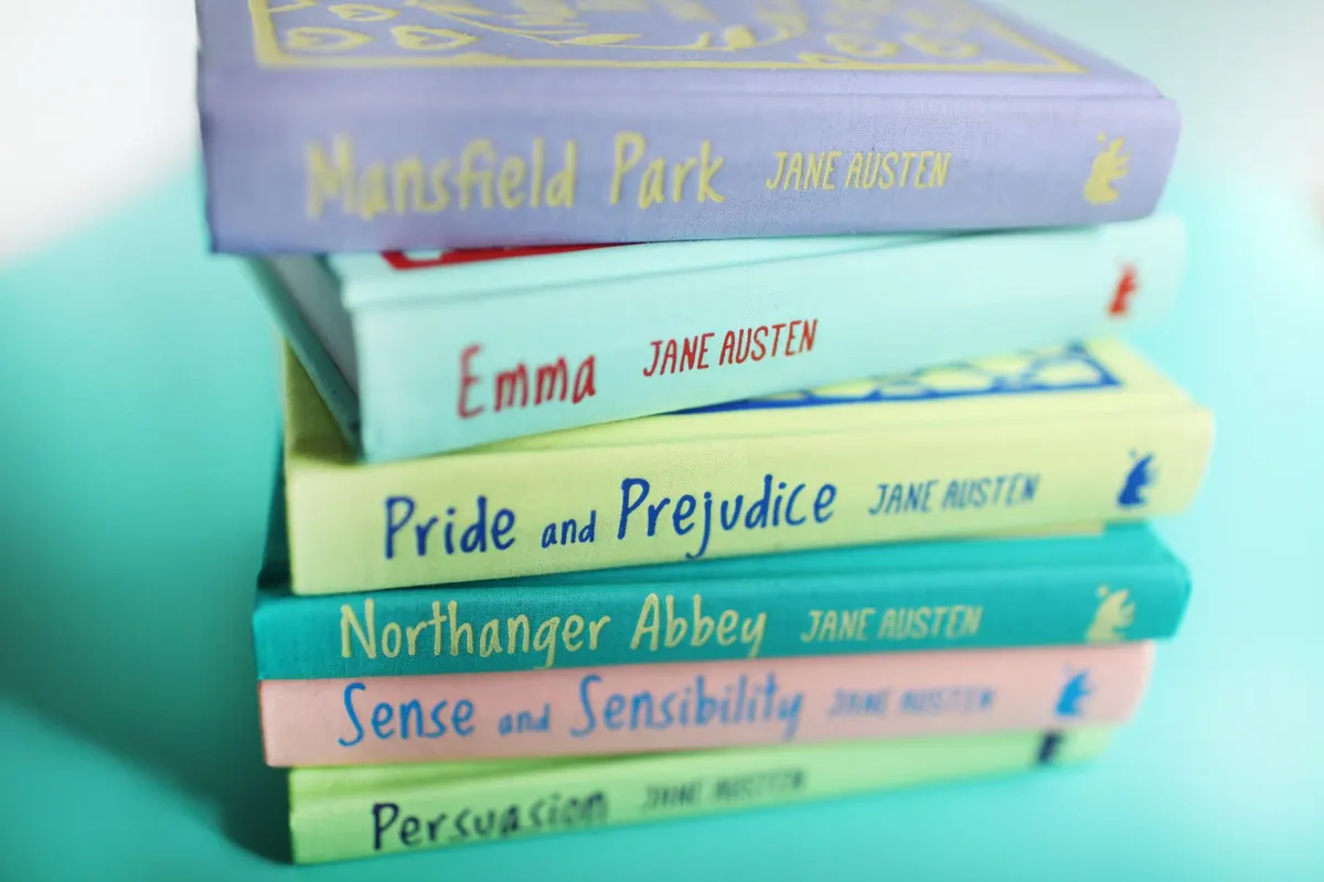 The Beginner's Guide to British Classic Novels: 10 Must-Reads